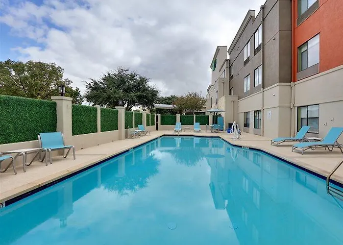 Express & - Austin - By Ihg Round Rock