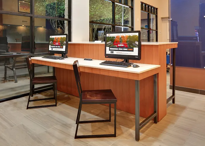 Hotel Express & - Austin - By Ihg