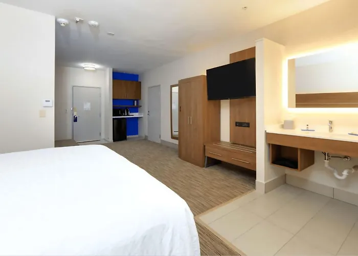 Express & - Austin - By Ihg