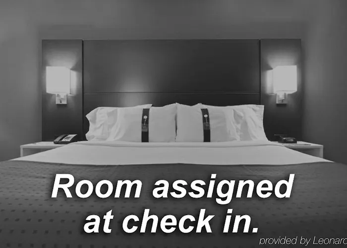 Hotel Express & - Austin - By Ihg